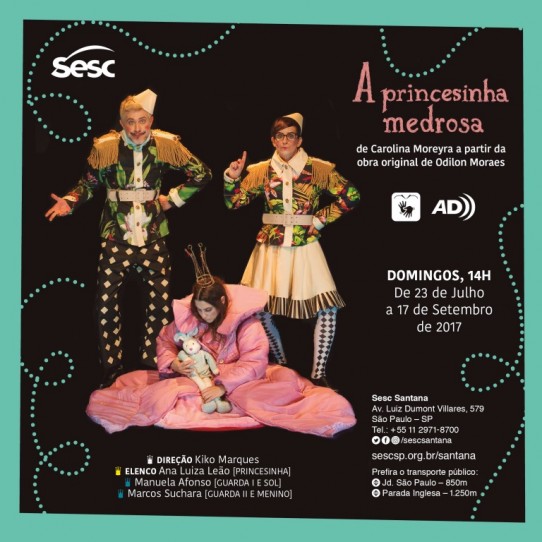 O e-flyer com fundo preto e borda verde claro, escrito com letras brancas e cor de rosa, é ilustrado pela fotografia colorida da princesinha (interpretada por Ana Luiza Leão), sentada no chão segurando e olhando carinhosamente para um coelho de pano. Atrás dela, estão dois guardas (interpretados por Marcos Suchara e Manuela Afonso) em pé, com os olhos arregalados e pequenas cúpulas de abajour na cabeça. A princesinha tem pele clara, longos cabelos castanhos repartidos ao meio, com uma coroa pontuda na cabeça. Usa casaco longo acolchoado com uma grande gola redonda. Os guardas, um alto e louro, outro baixo e com cabelos castanhos, usam casacos com estampa floral, feitos com tecido de sofá com grandes ombreiras douradas com franjas. O mais alto usa calça preta com losangos brancos e o mais baixo usa saia bege com franja na barra e meias brancas com losangos pretos.